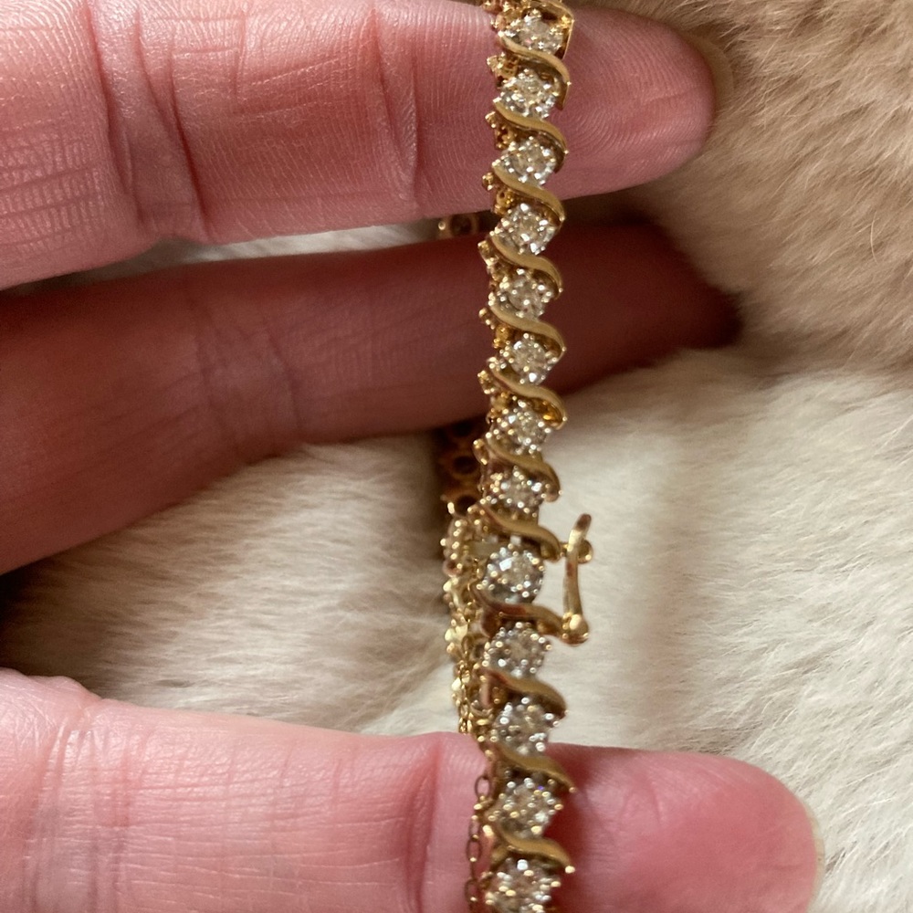 Stunning 2 cwt Diamond Tennis Bracelet 14k